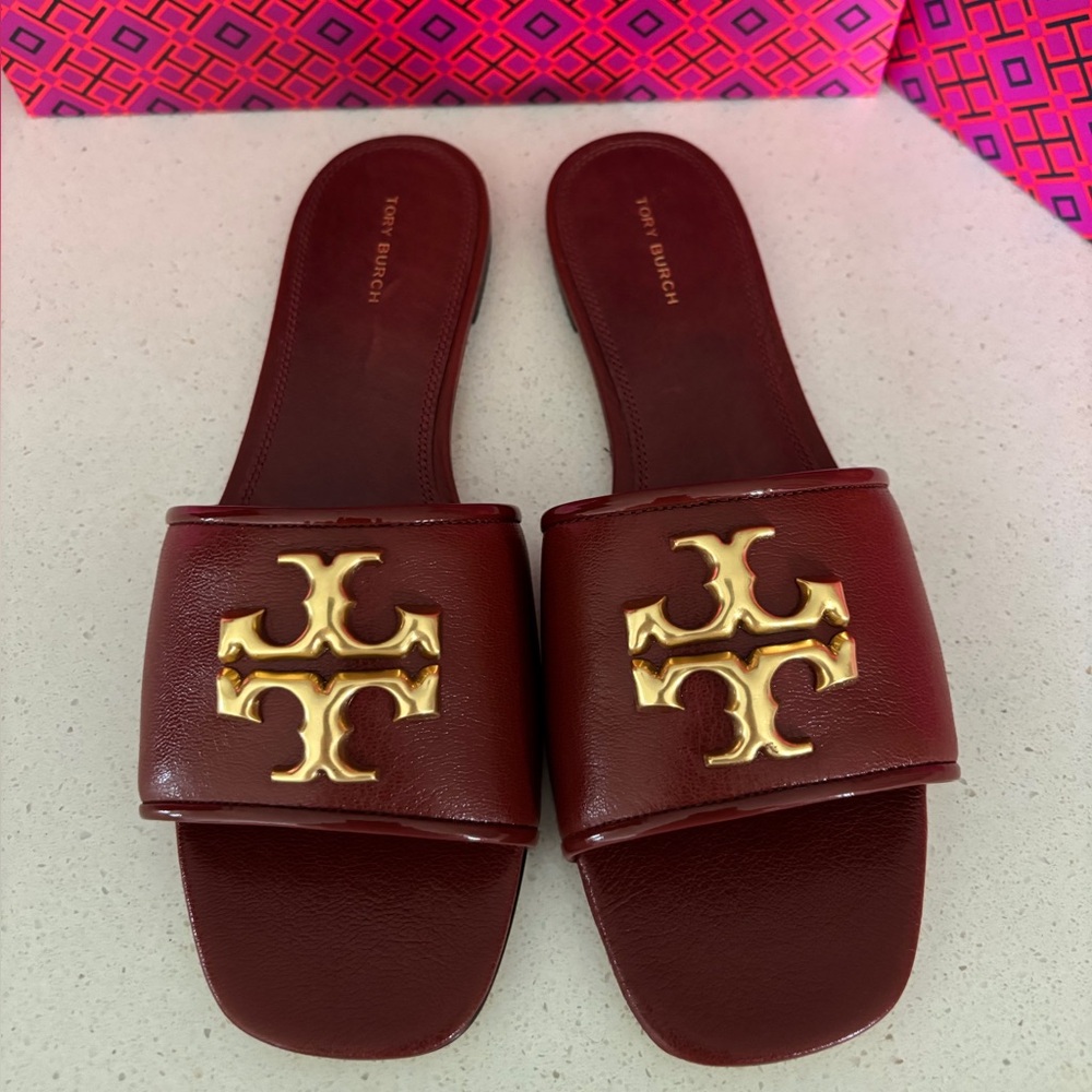 NEW Tory Burch Slides with Gold Emblem. SIZE 9 and half.